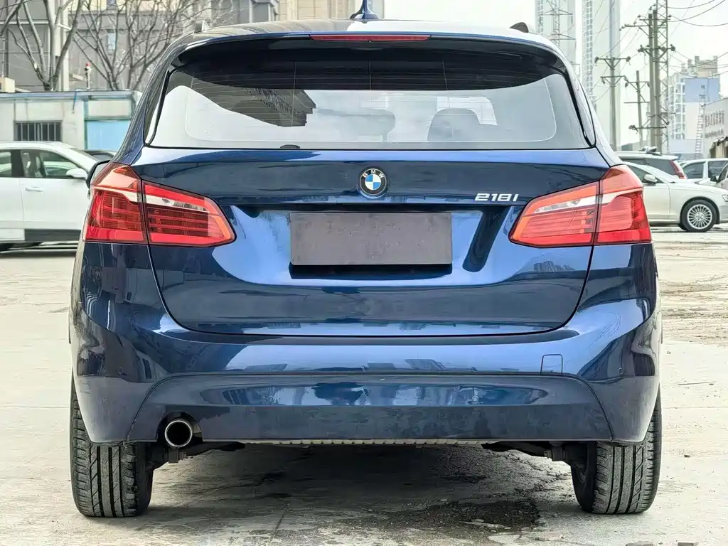 BMW 2 Series Active Tourer — миниатюра 8