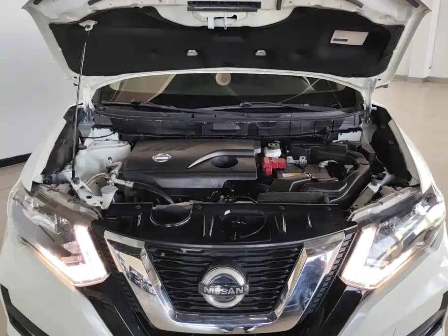Nissan X-Trail — миниатюра 10