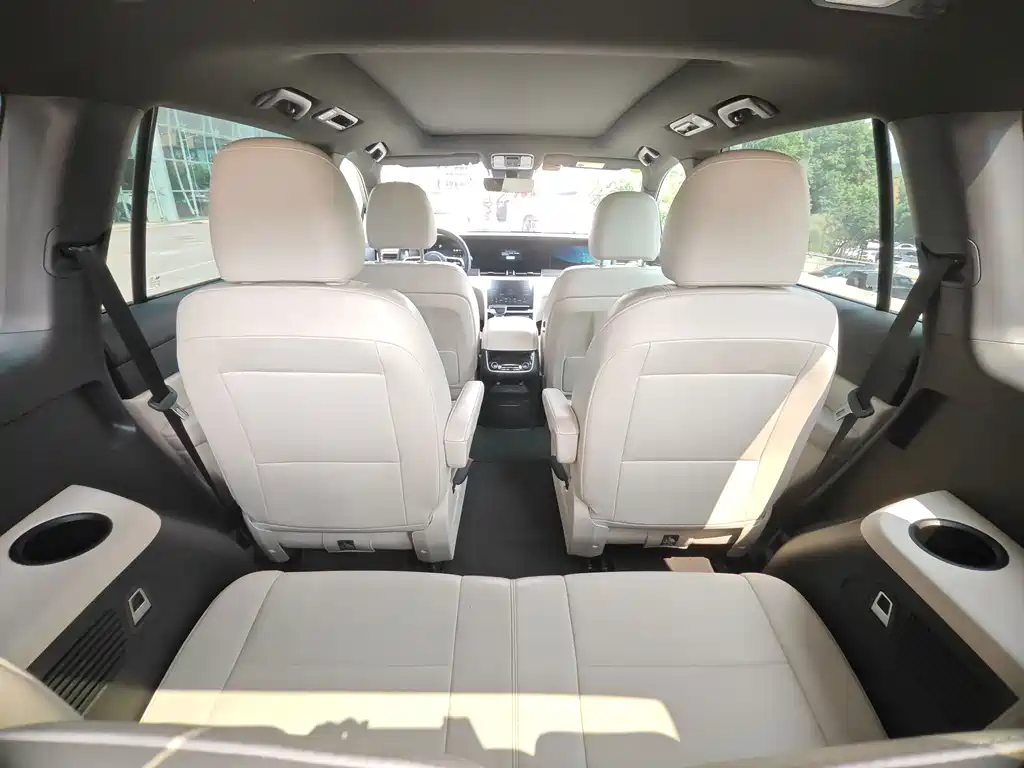 Li Auto Li ONE — миниатюра 8