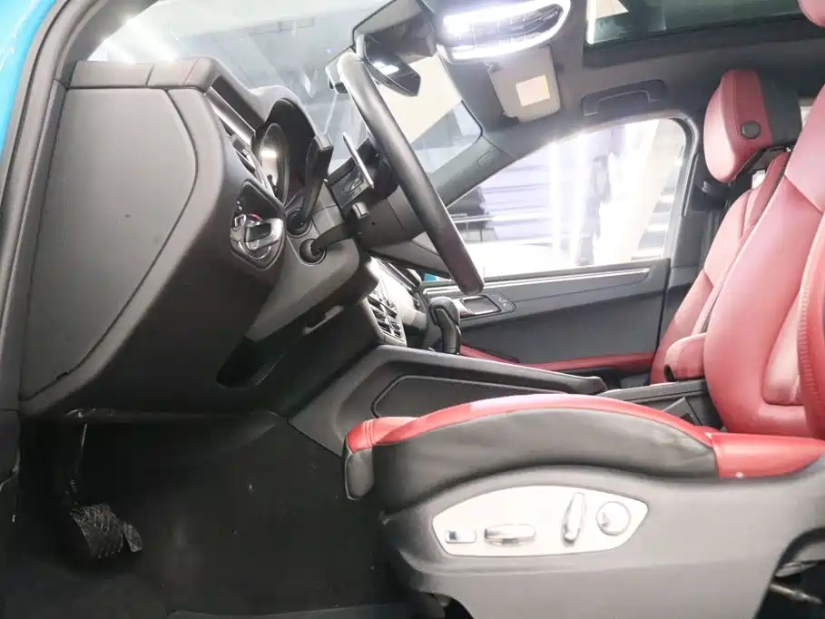 Porsche Macan — миниатюра 15