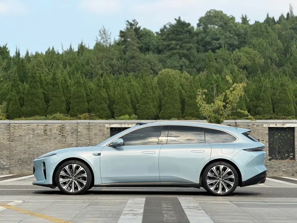 NIO ET5T — миниатюра 5