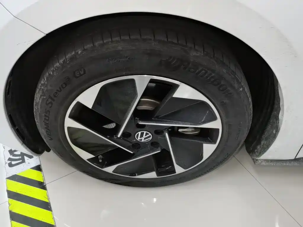 Volkswagen ID.3 — миниатюра 23