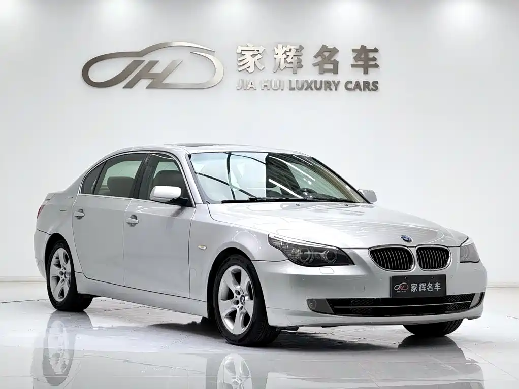 BMW 5 Series — миниатюра 3