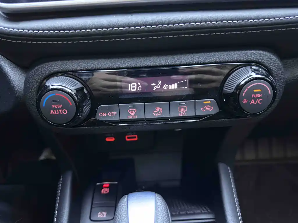Nissan Kicks — миниатюра 12