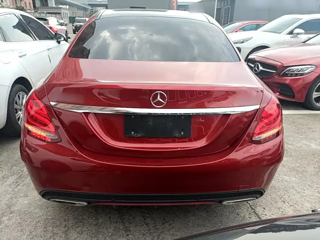 Mercedes-Benz C-Class — миниатюра 6