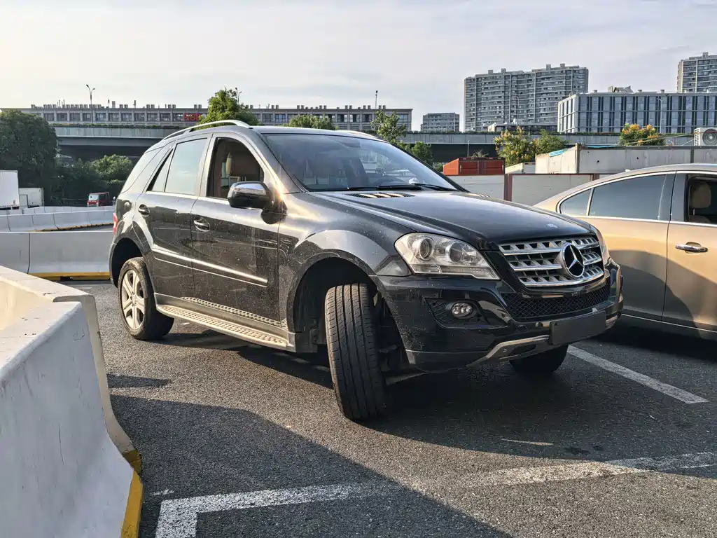 Mercedes-Benz M-Class — миниатюра 3