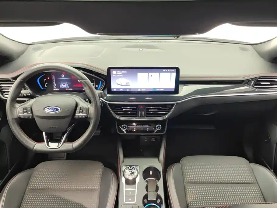 Ford Focus — миниатюра 12