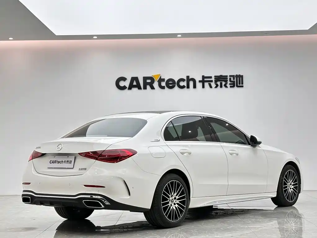 Mercedes-Benz C-Class — миниатюра 5