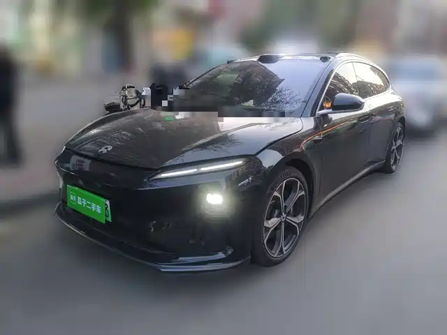 NIO ET5T