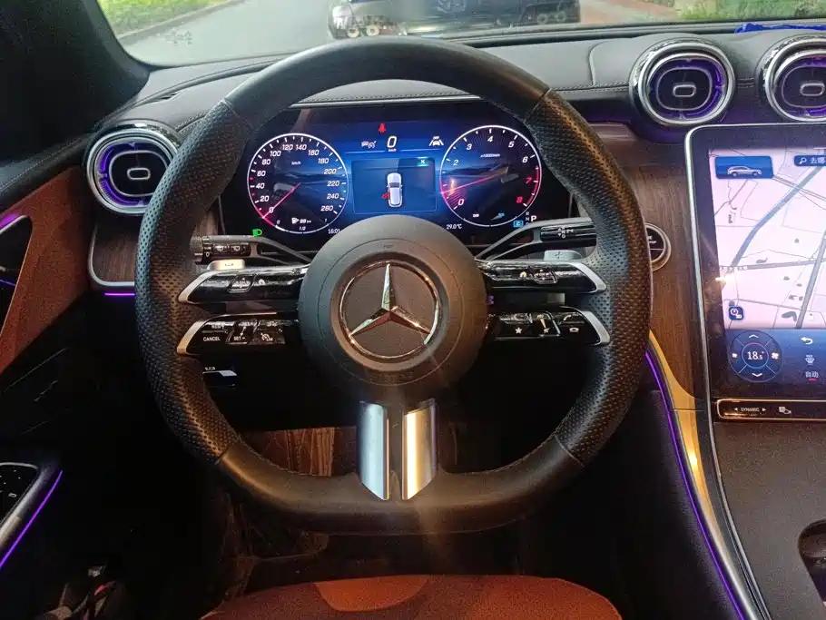 Mercedes-Benz GLC — миниатюра 15