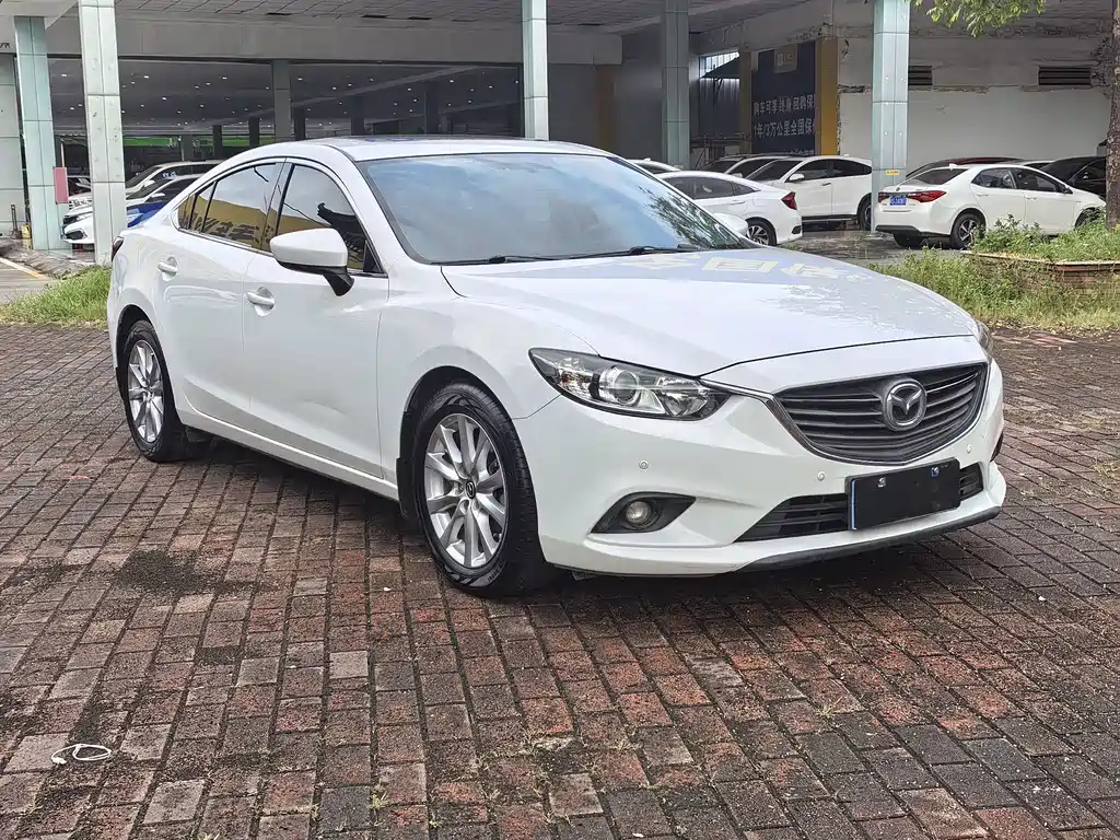 Mazda Atenza 2.0L Blue Sky Luxury Edition, фото 3