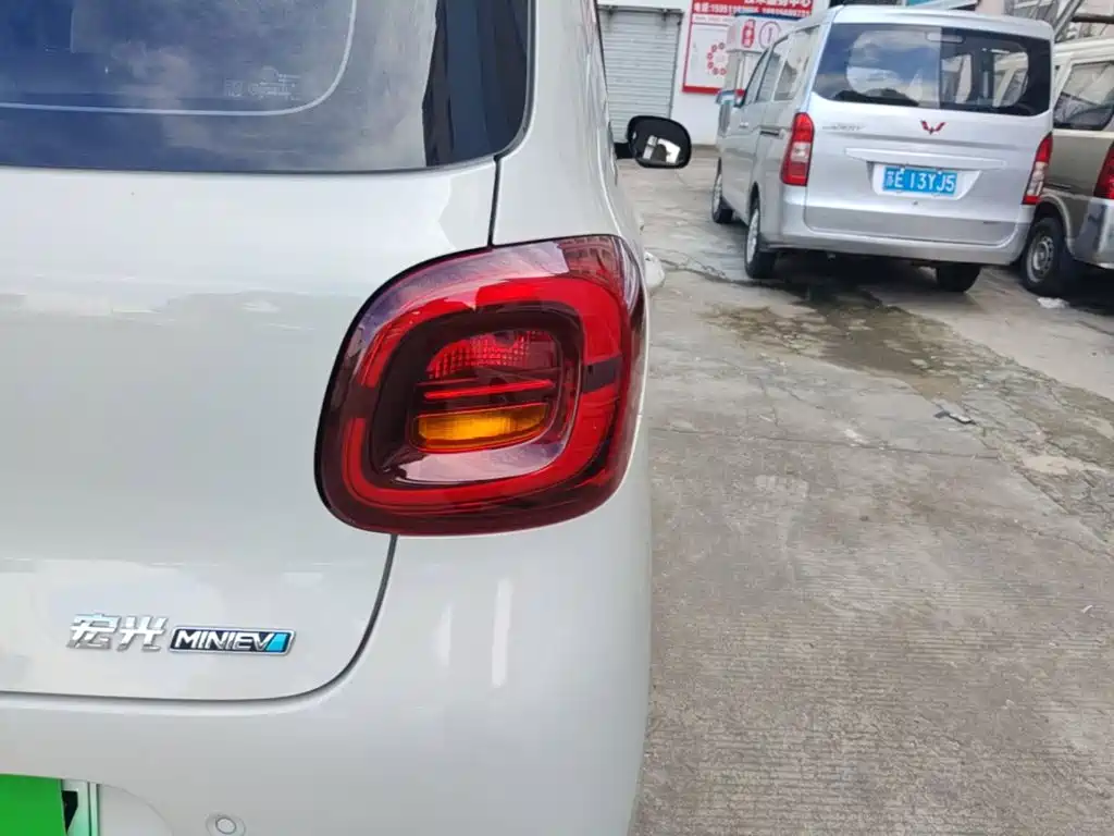 Wuling Mini EV MINIEV 2025