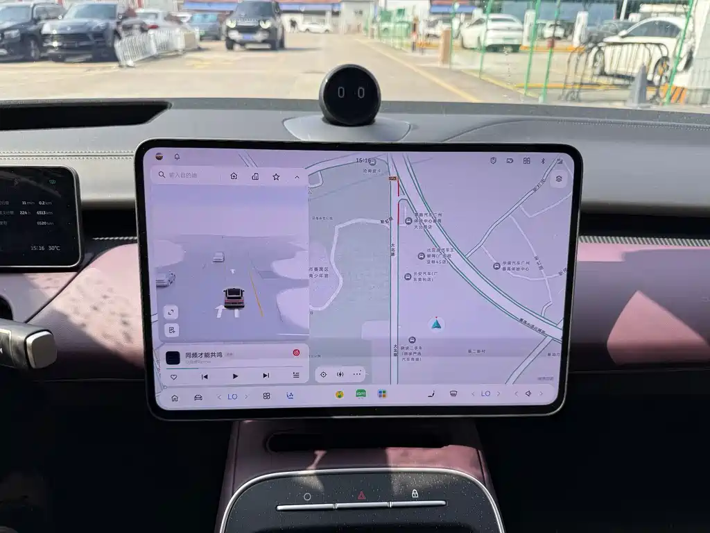 NIO ET5T — миниатюра 14