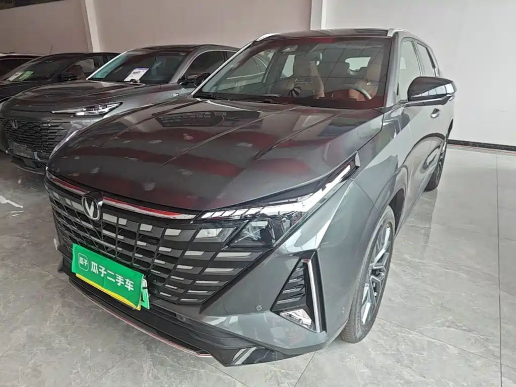 Changan UNI-Z New Energy — миниатюра 2