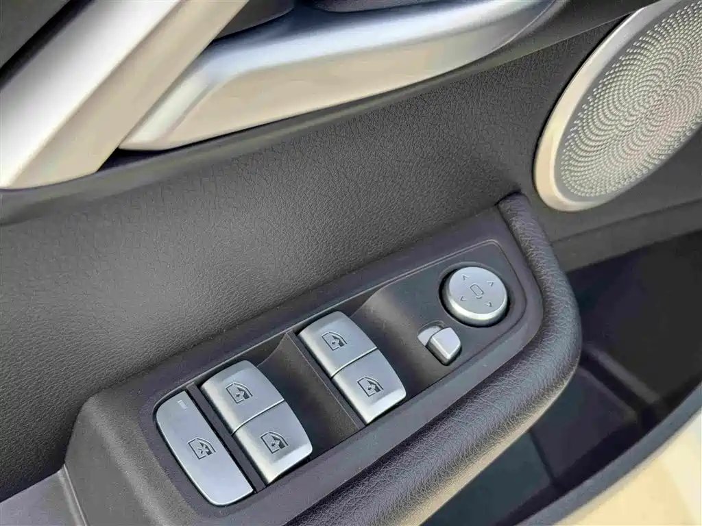 BMW 1 Series — миниатюра 8