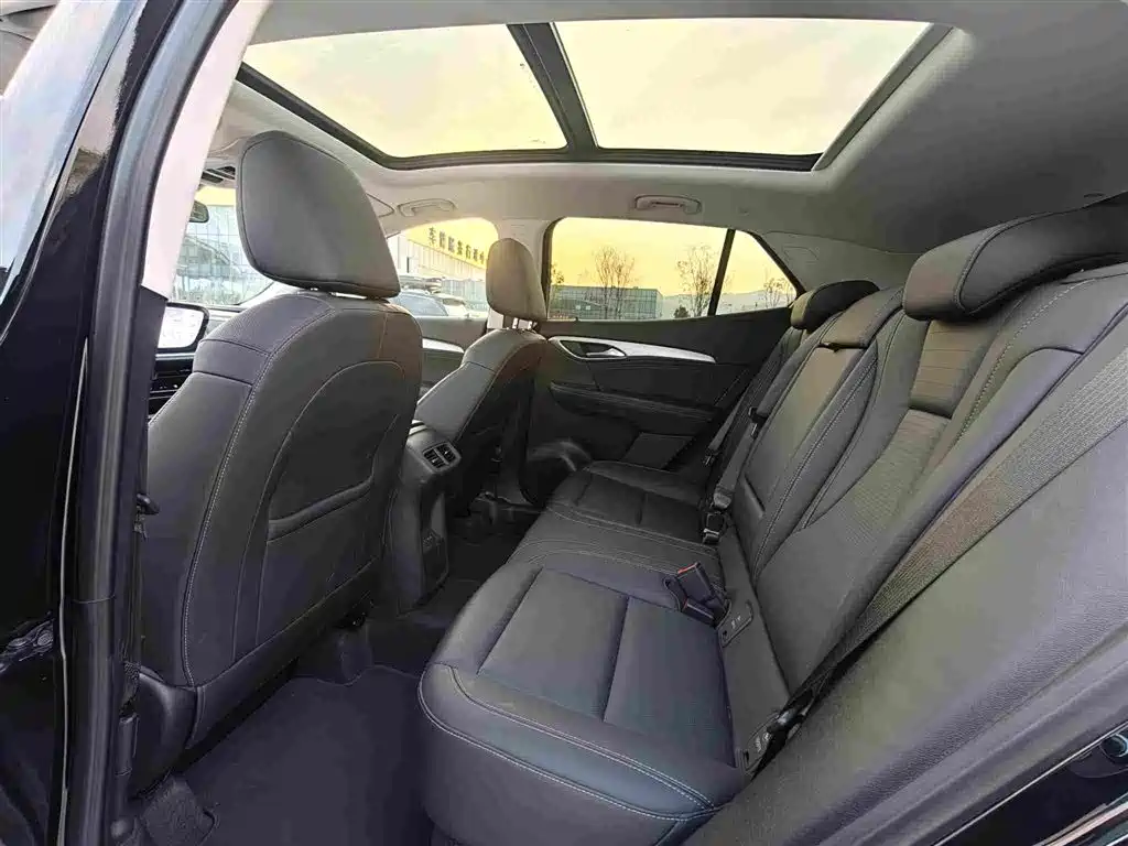 Buick Envision S — миниатюра 6