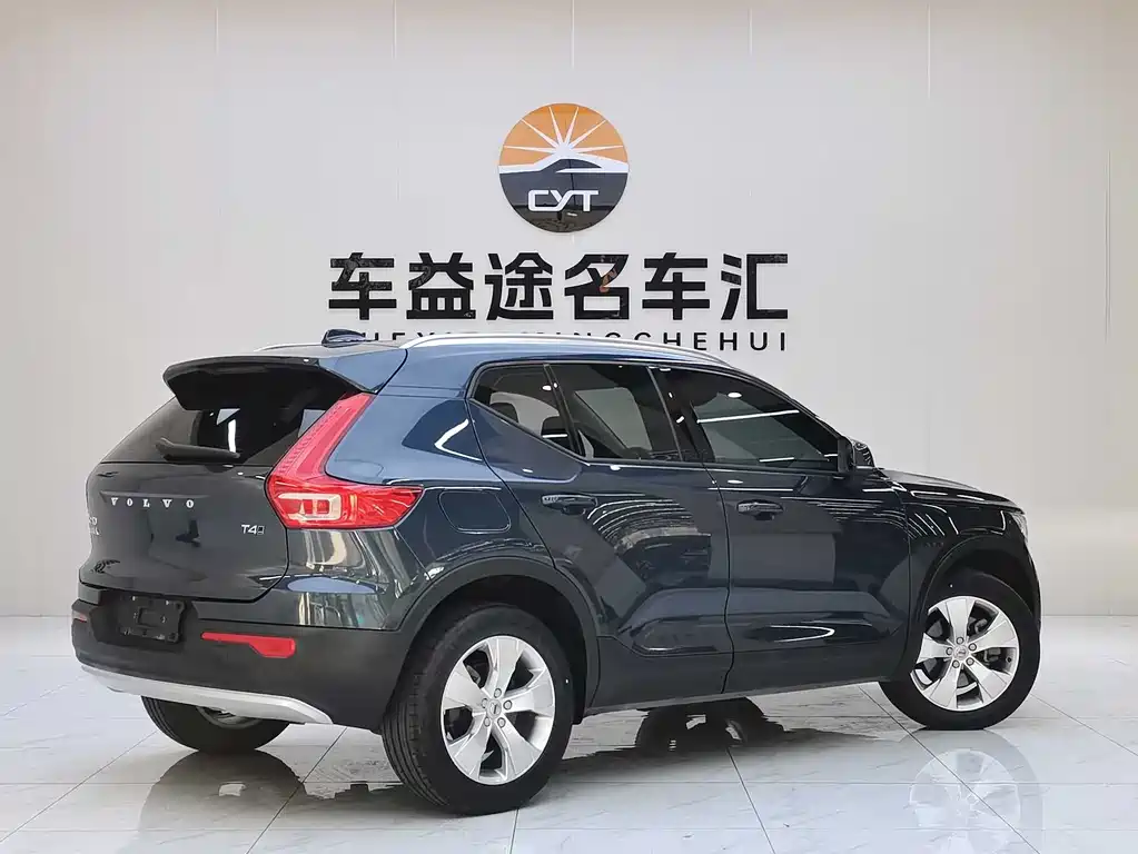 Volvo XC40 2021 T4 Fashion