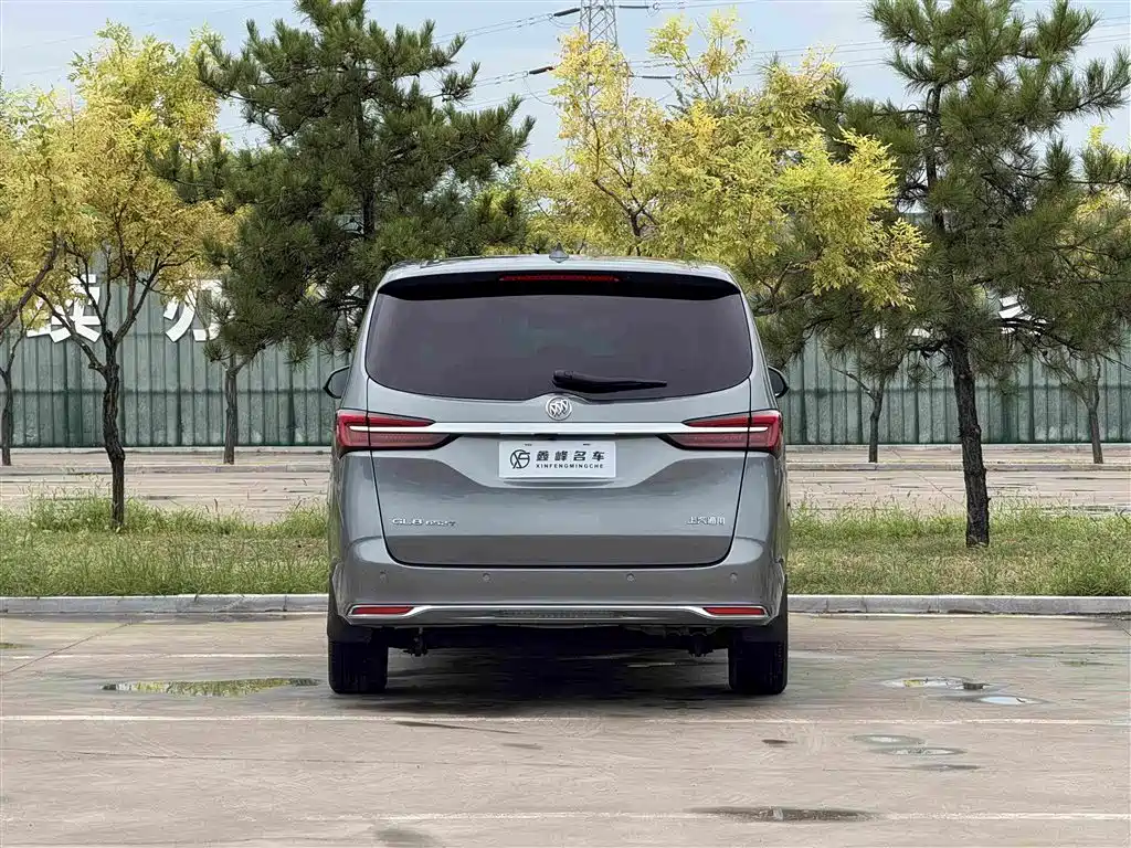 Buick GL8 — миниатюра 26