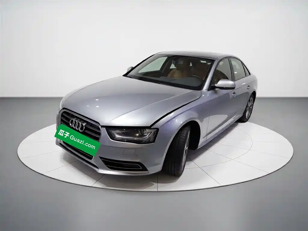 Audi A4L 2015