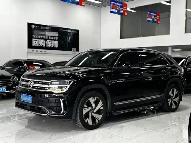 VOLKSWAGEN TOURANG 2023