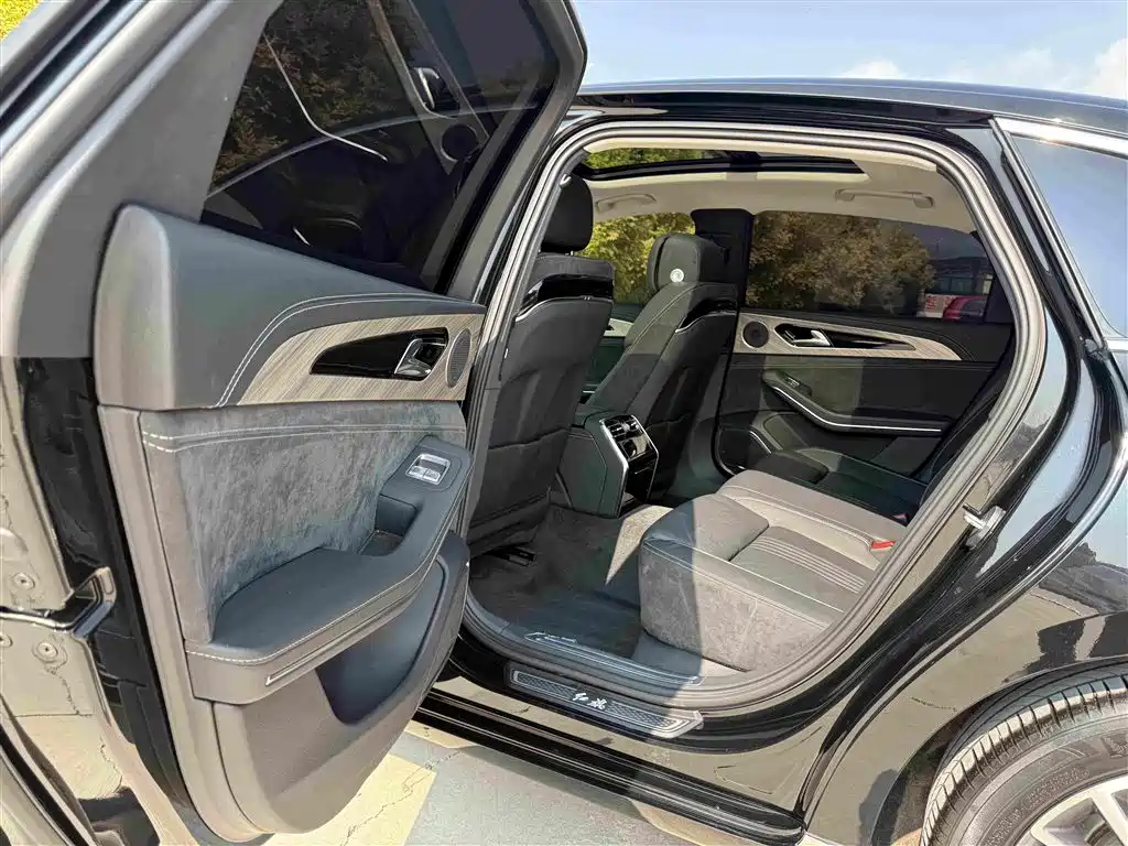 Hongqi Hongqi H9 — миниатюра 6