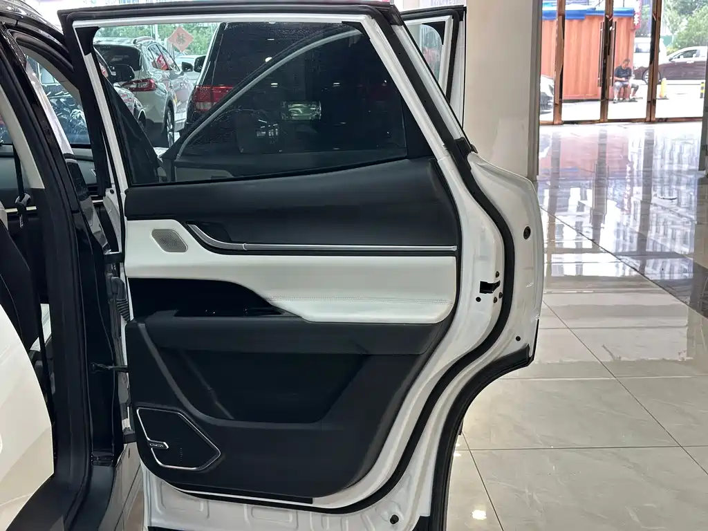Chery New Energy Shuxiangjia — миниатюра 13