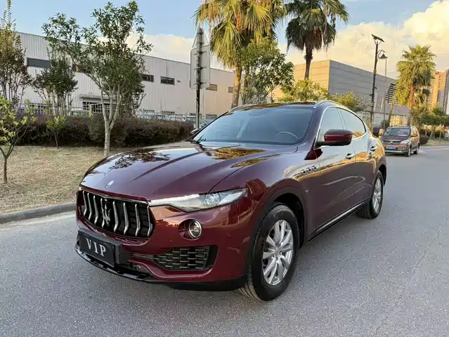 maserati levante