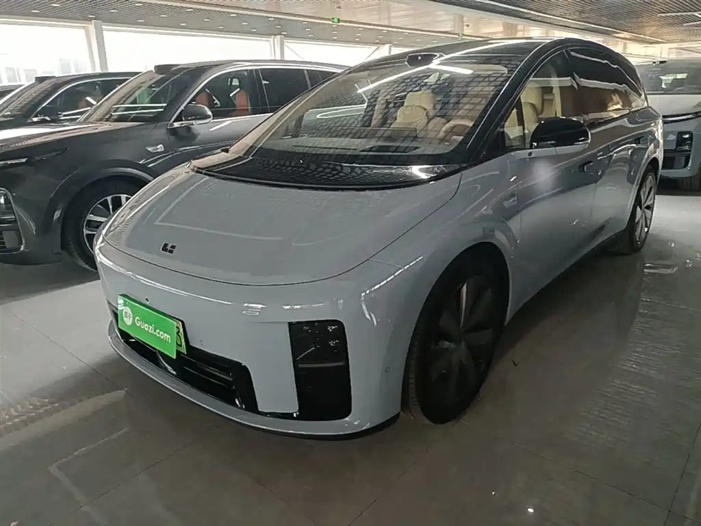 Li Auto 理想i8 2025