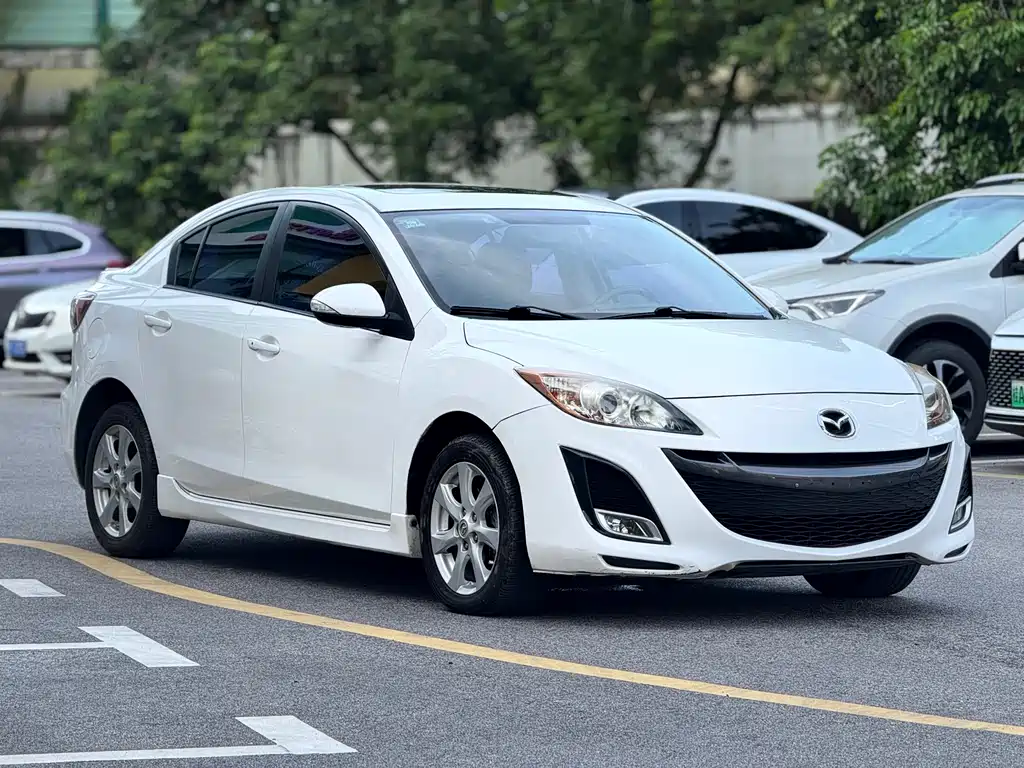 Mazda 3 Xingcheng — миниатюра 3