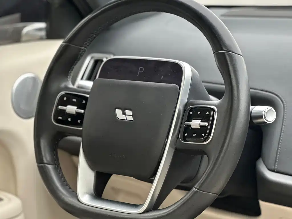 Li Auto IDEAL L9