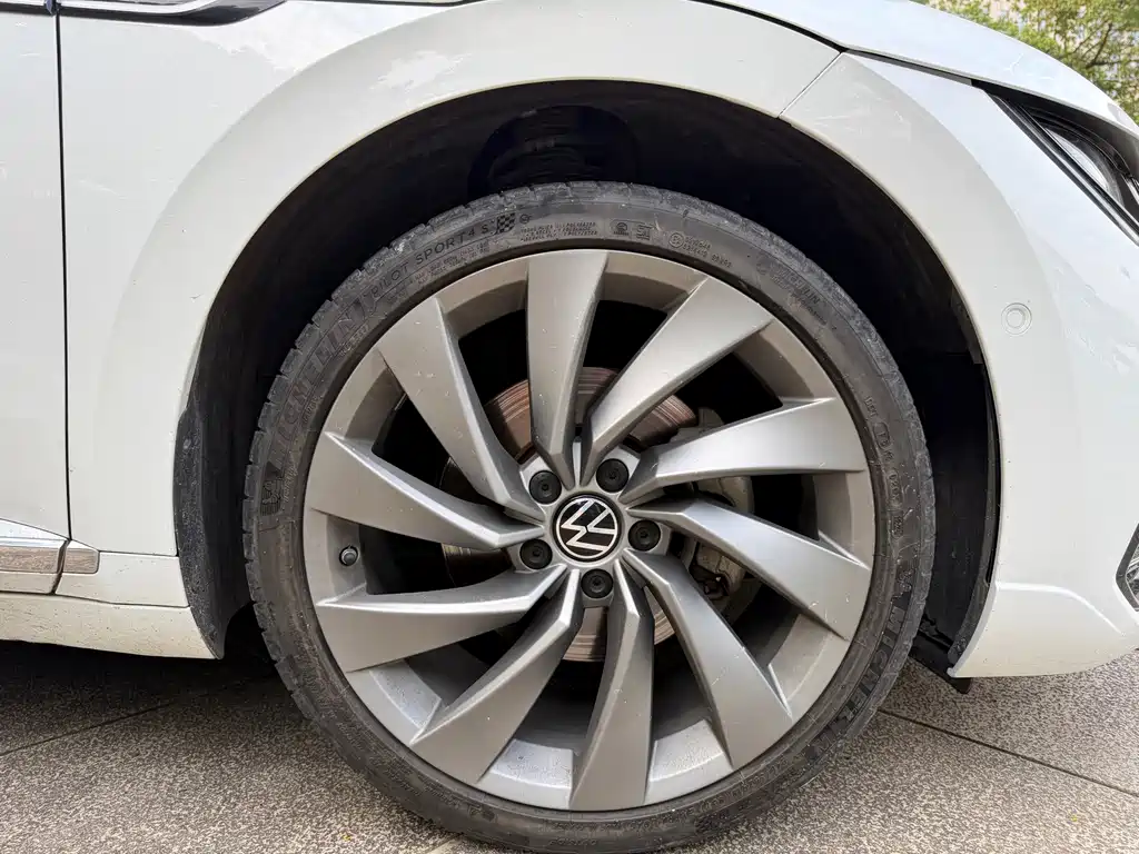 Volkswagen CC — миниатюра 4