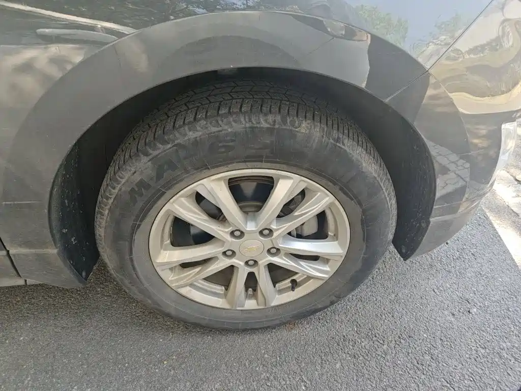 Chevrolet Equinox — миниатюра 8