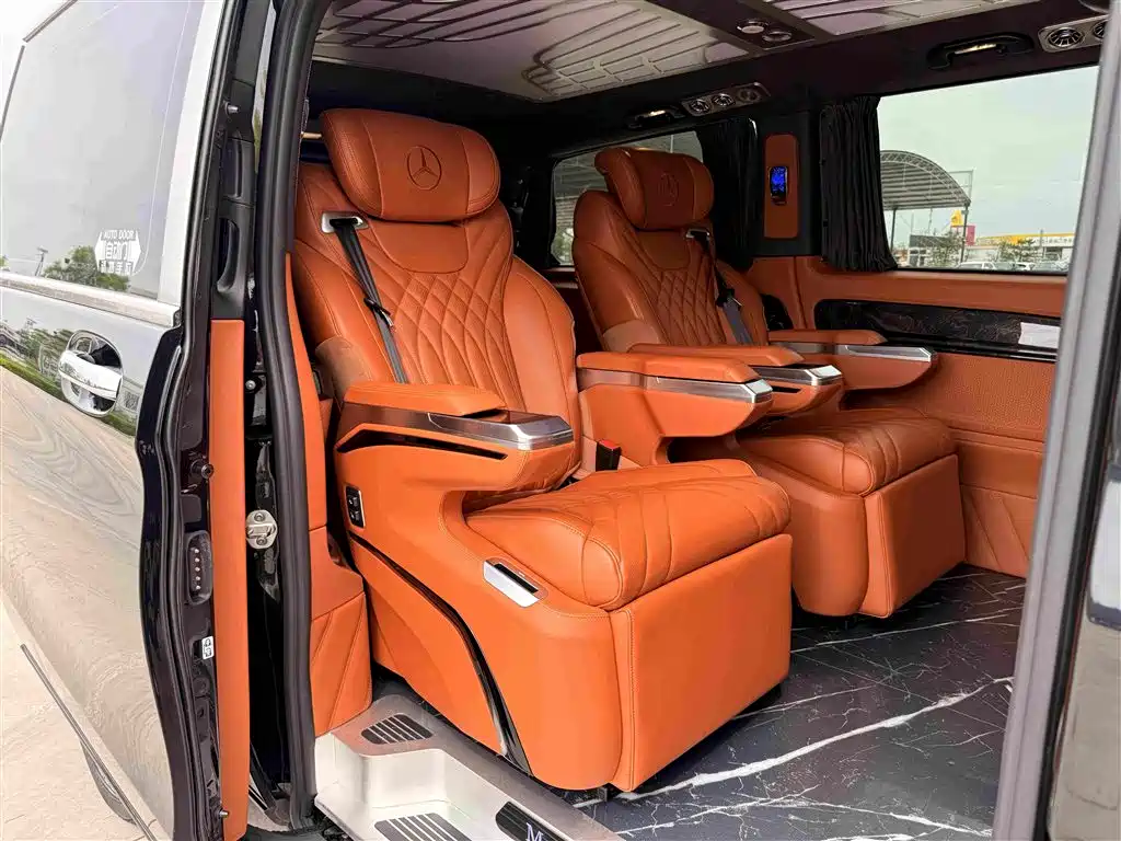 Mercedes-Benz Vito — миниатюра 13