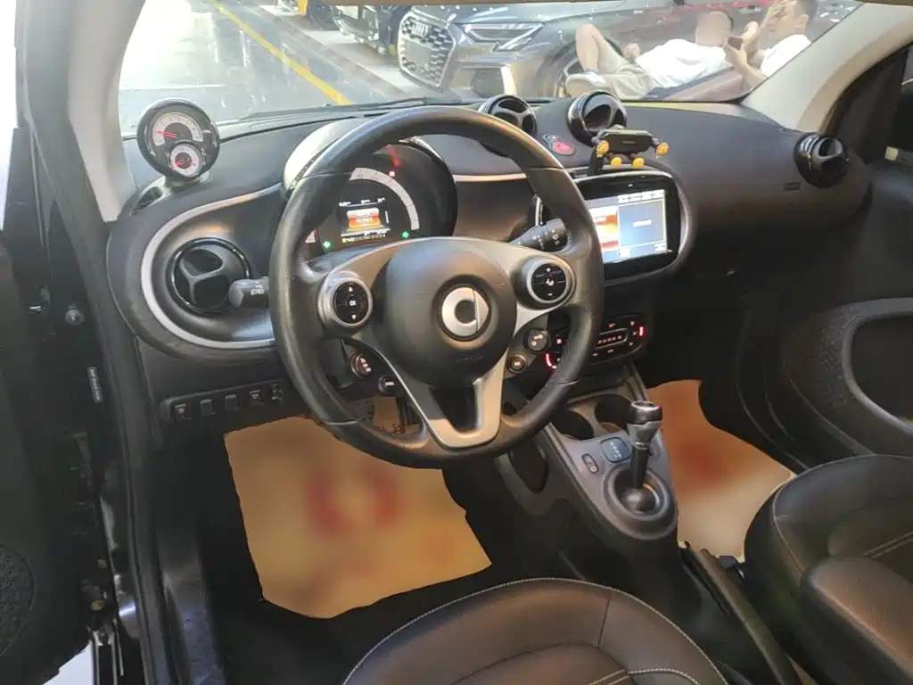 smart Smart Fortwo — миниатюра 10