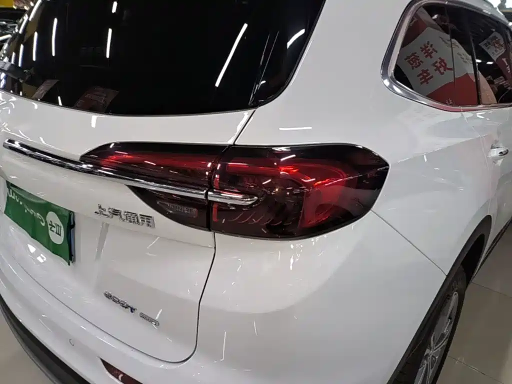 Buick Envision Plus — миниатюра 8