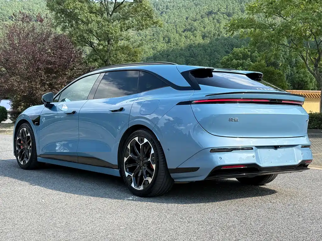 Zeekr 007GT — миниатюра 32