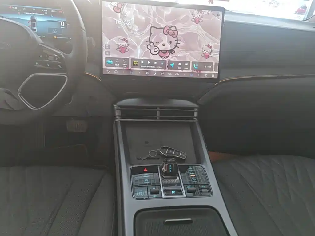 BYD Seal — миниатюра 13