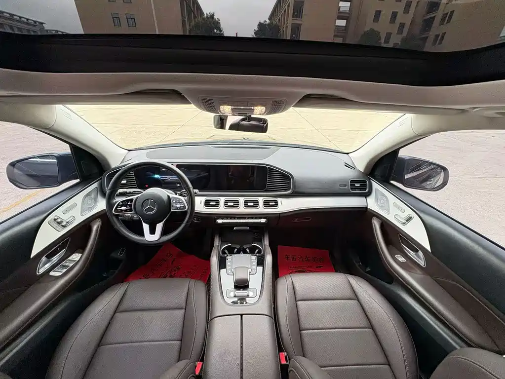 Mercedes-Benz GLE (Import) — миниатюра 5