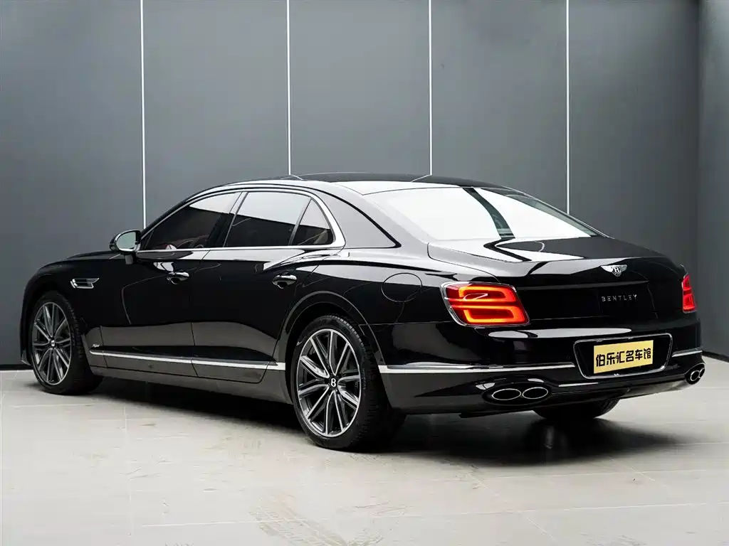 BENTLEY FLYING SPUR PLUG IN HYBRID