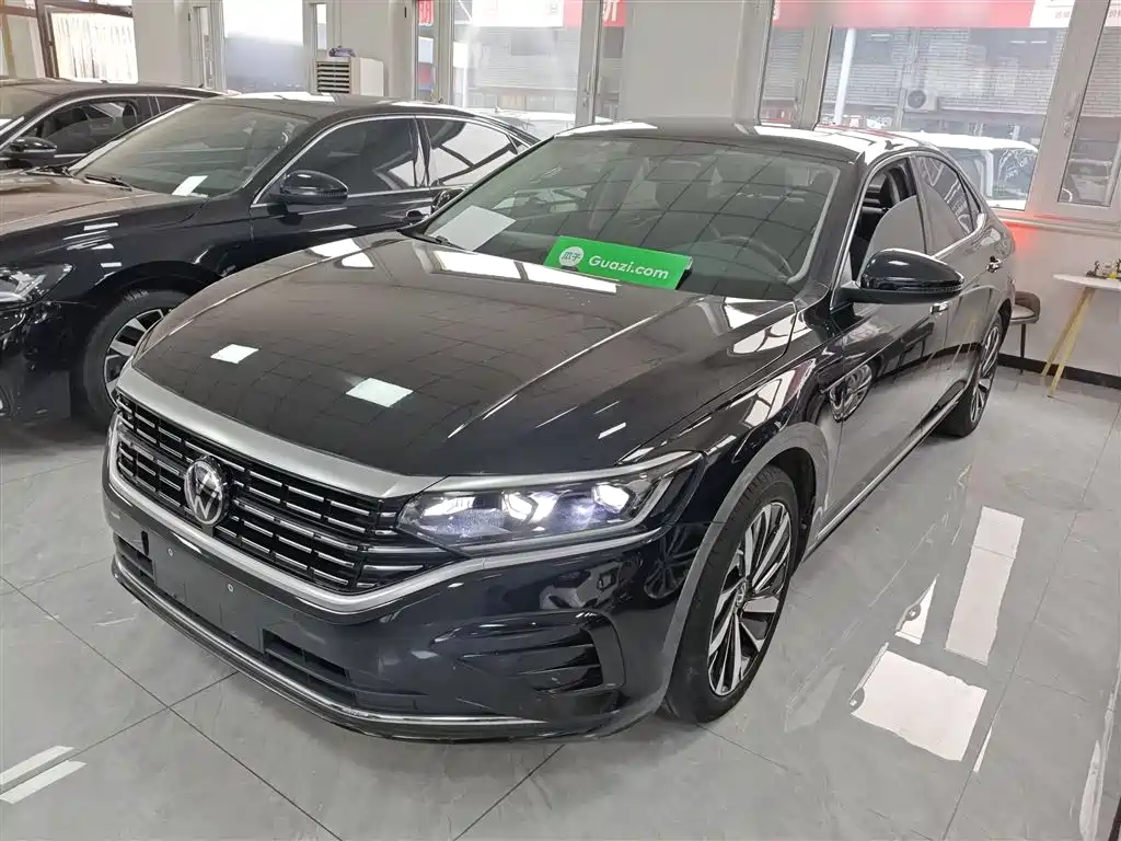 Volkswagen Passat 2022