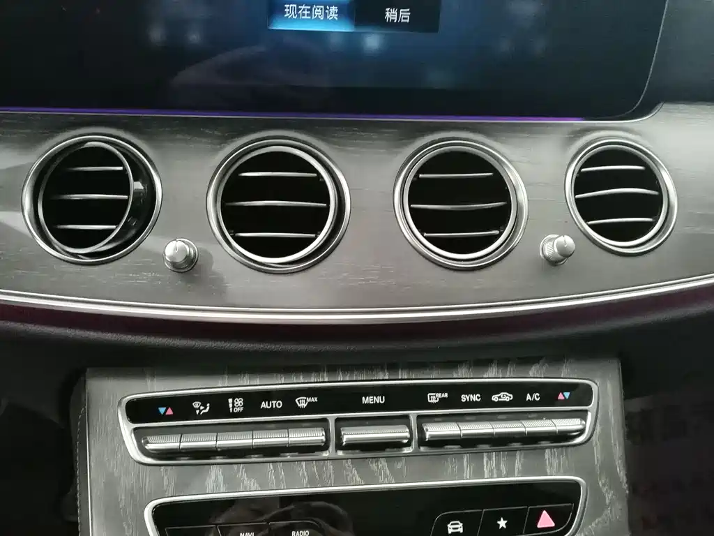 MERCEDES-BENZ E CLASS