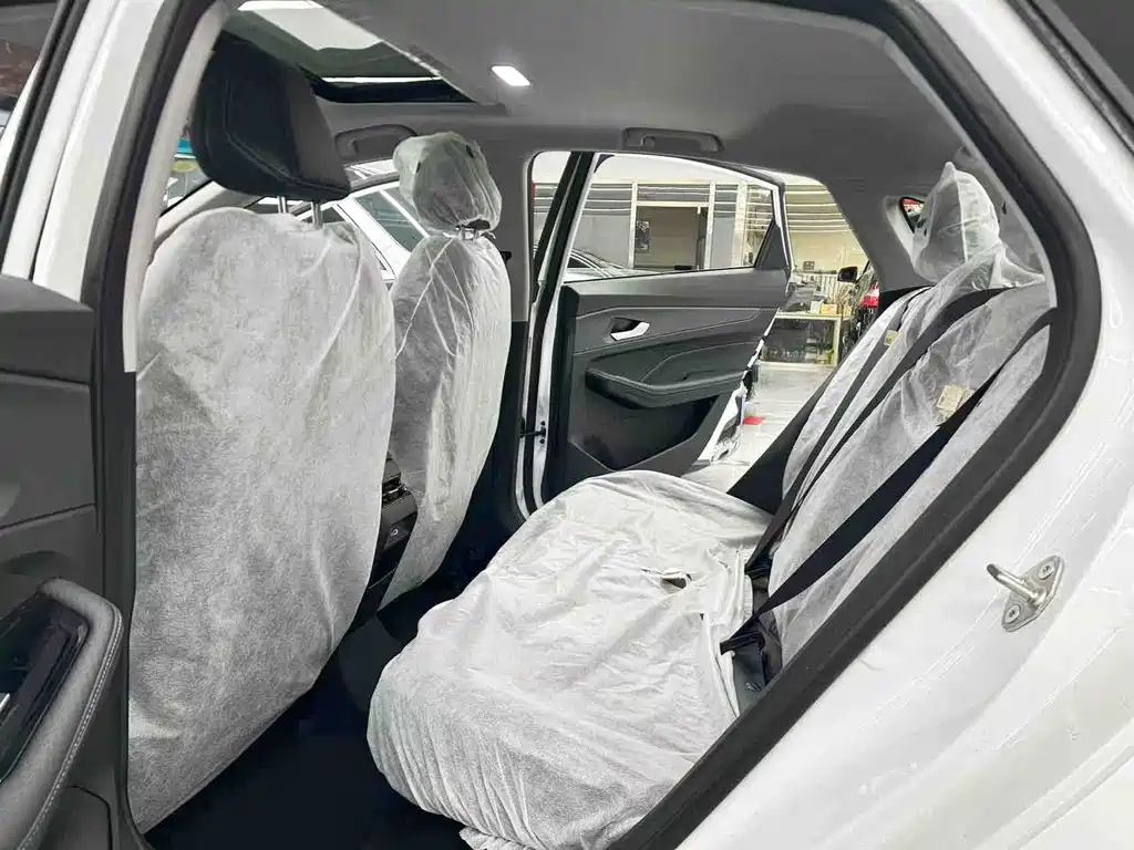 GEELY AUTOMOBILE BINRUI