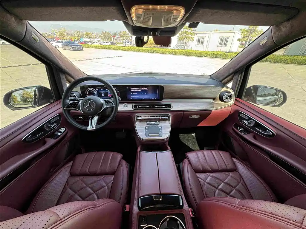 Mercedes-Benz V-Class — миниатюра 6