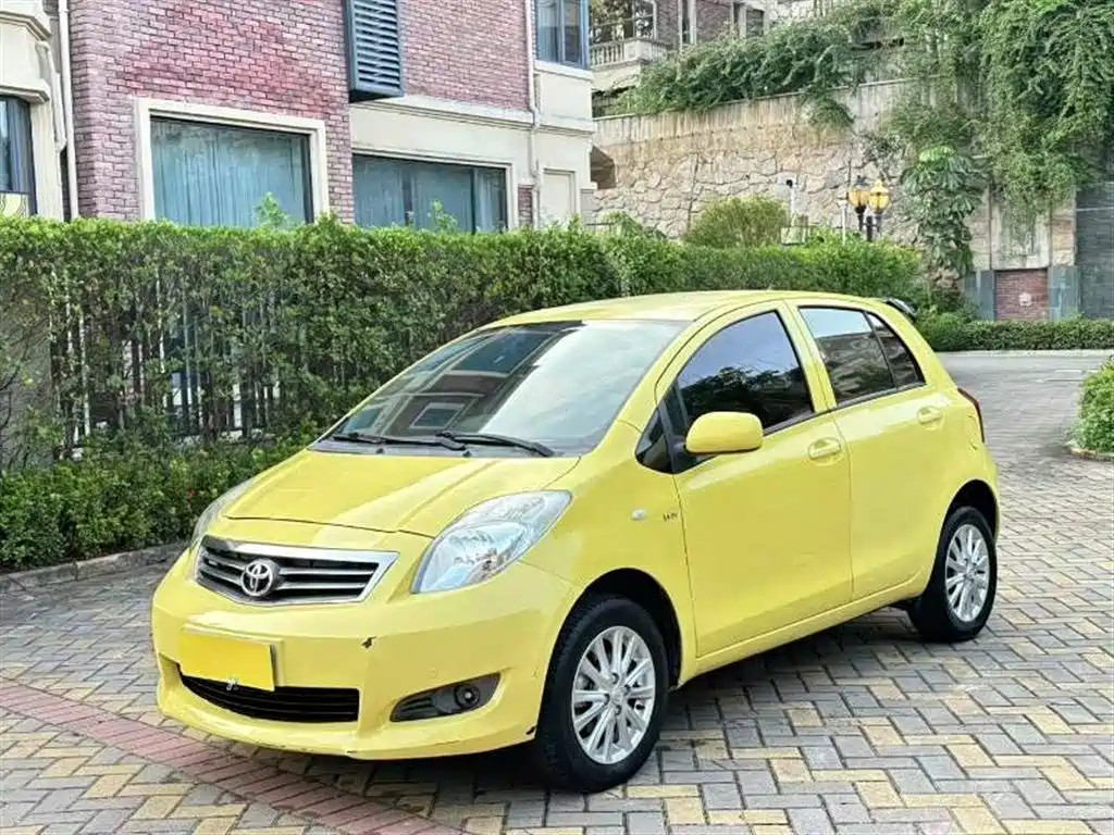 Toyota Yaris 2012