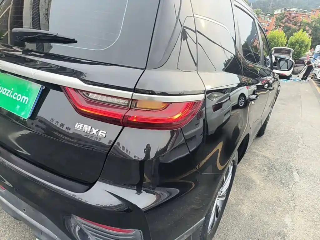 Geely Vision X6 — миниатюра 8