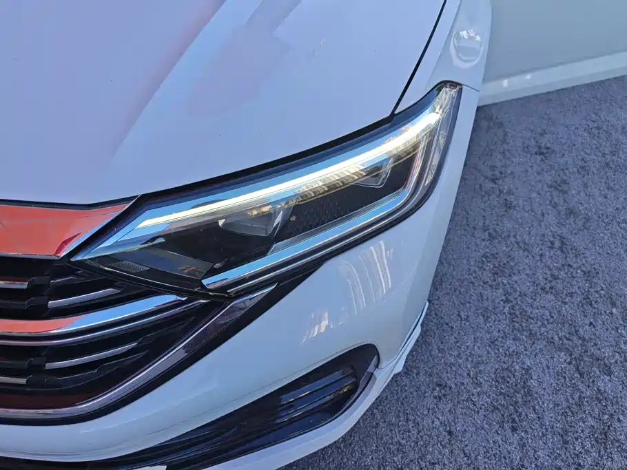 Volkswagen Sagitar — миниатюра 5