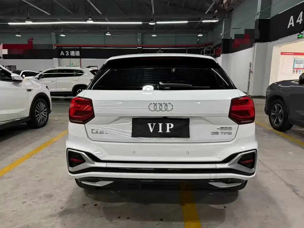 Audi Q2L — миниатюра 8