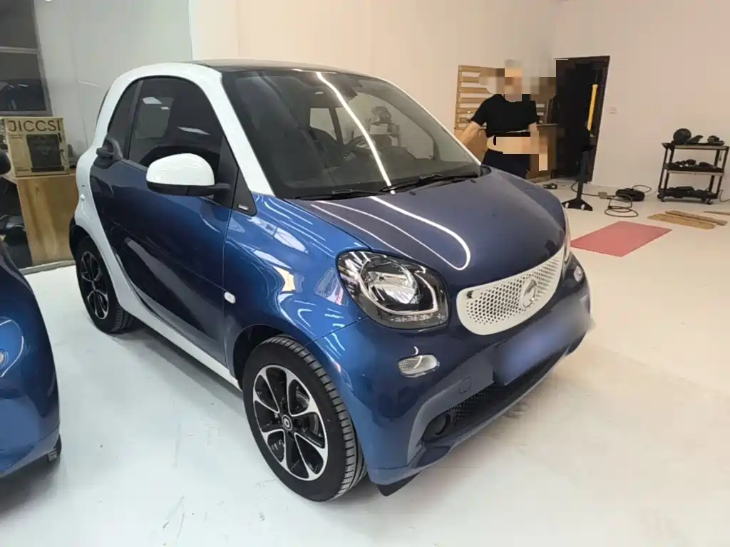 smart Smart Fortwo — миниатюра 4