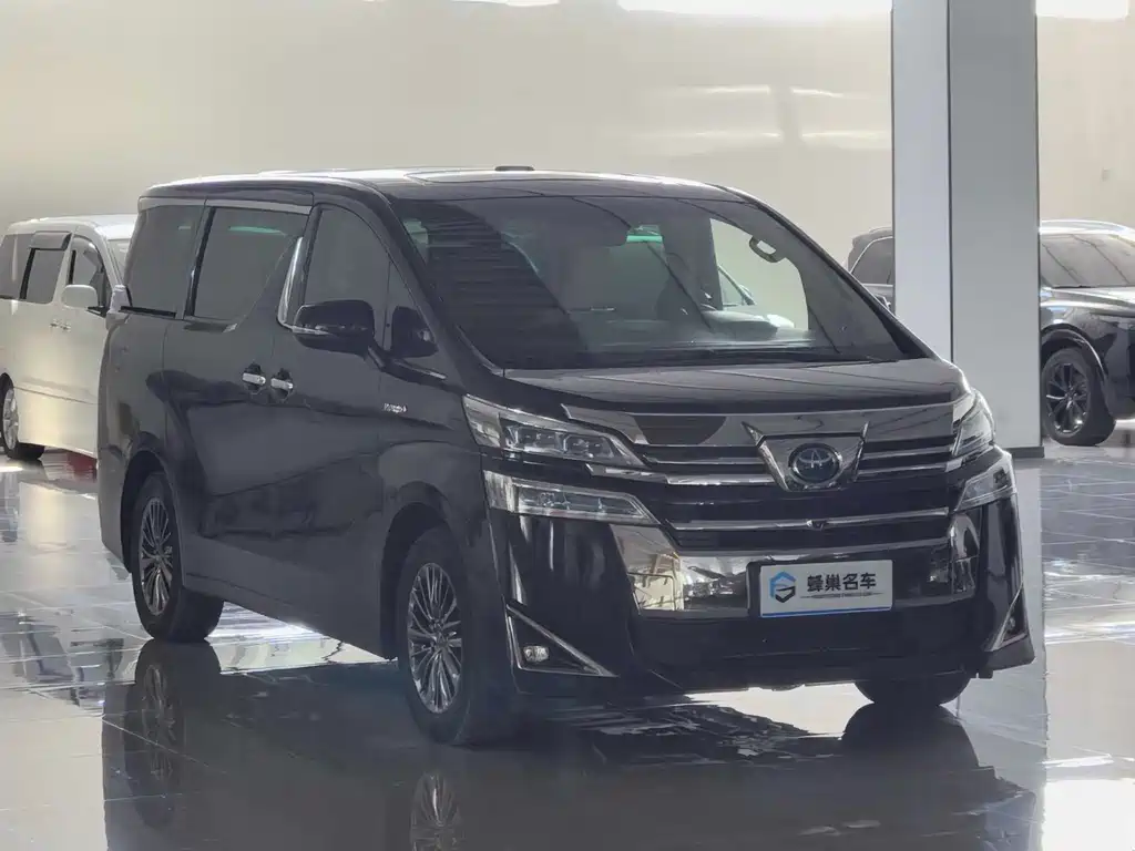 Toyota Vellfire — миниатюра 2
