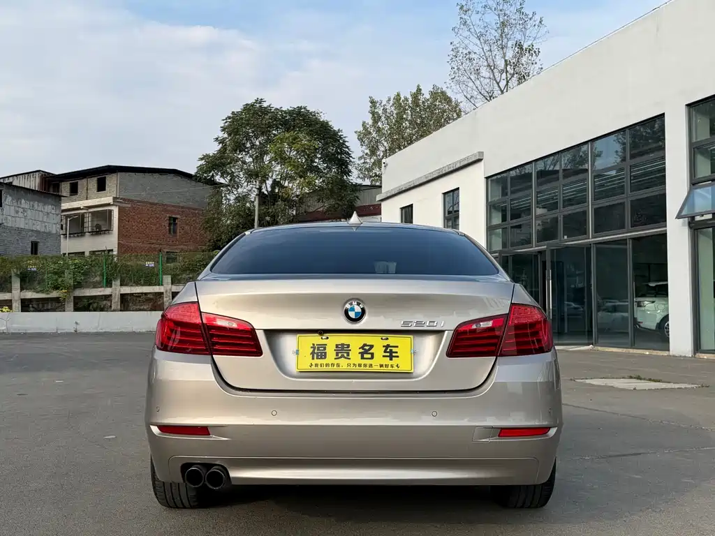 BMW 5 Series (Import) — миниатюра 4